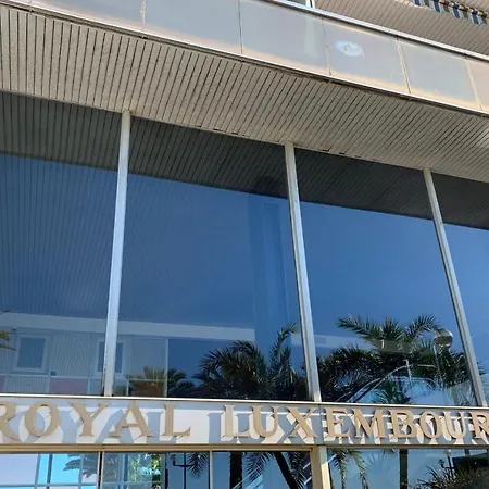 Royal Promenade Pool Terrace With Sea View Nizza