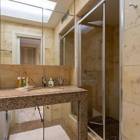 Royal Promenade Pool Terrace Sea View Air Conditioning نيس