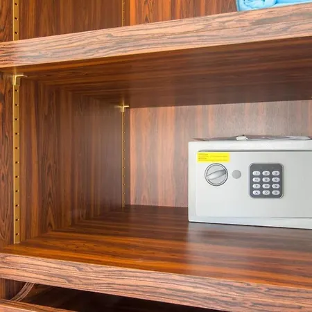 Royal Promenade Pool Terrace Sea View Air Conditioning