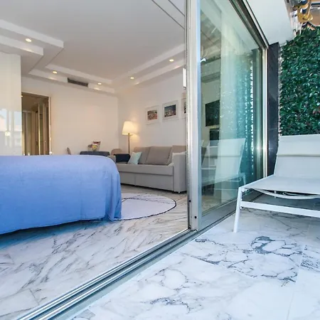 Royal Promenade Pool Terrace Sea View Air Conditioning * نيس