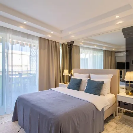 Royal Promenade Pool Terrace Sea View Air Conditioning شقة